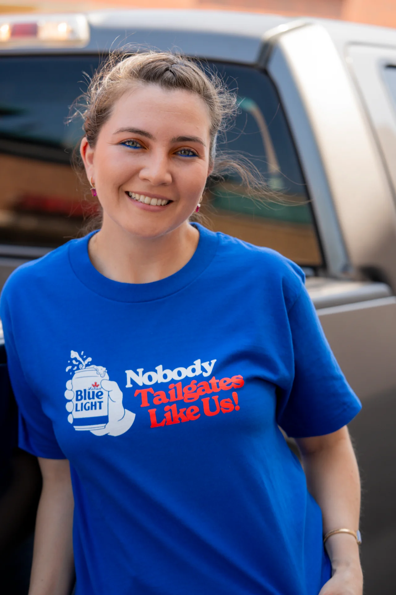 Labatt Nobody Tailgates Like Us! Deep Royal T-Shirt - Image 2