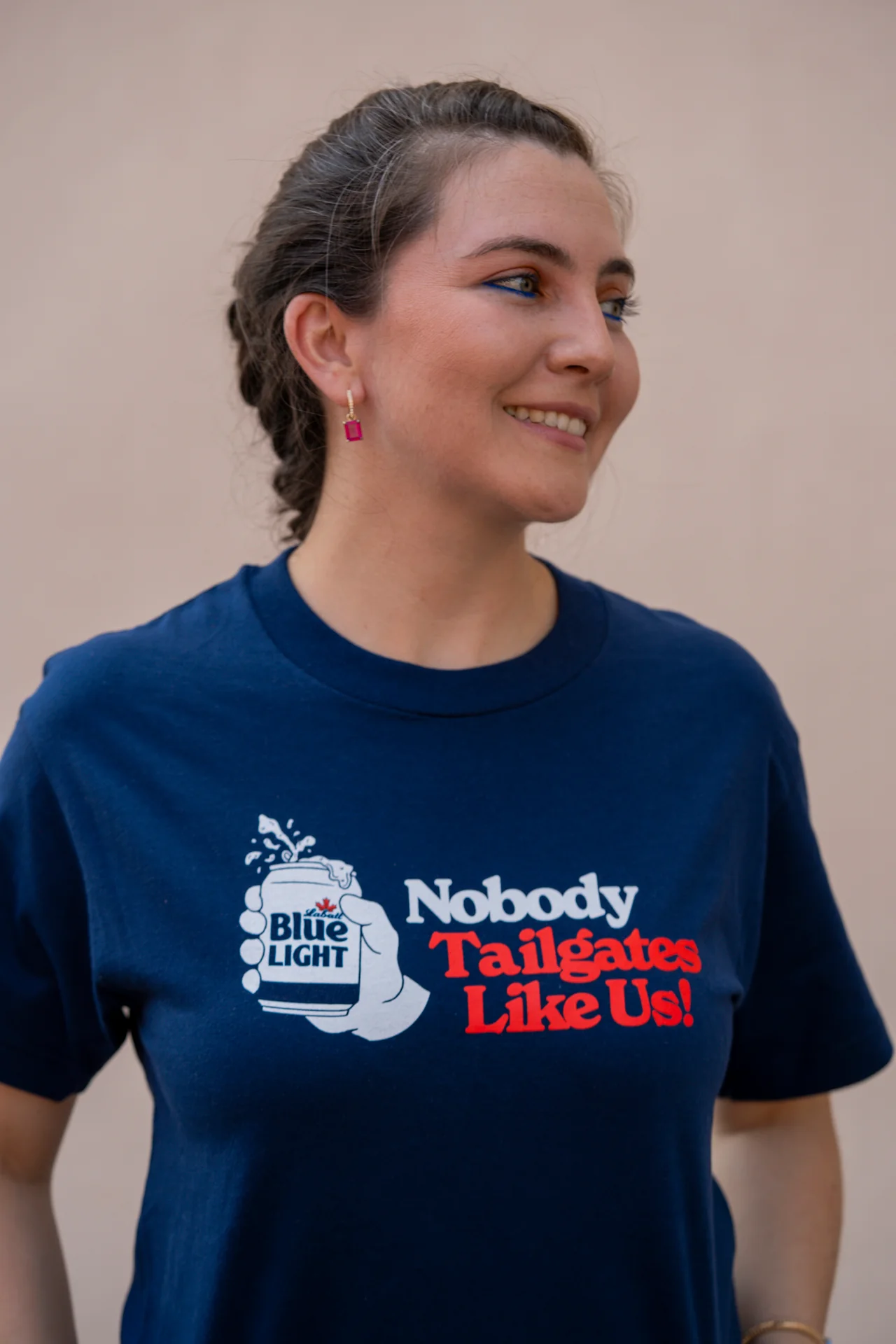 Labatt Nobody Tailgates Like Us! Navy & Red T-Shirt - Image 3