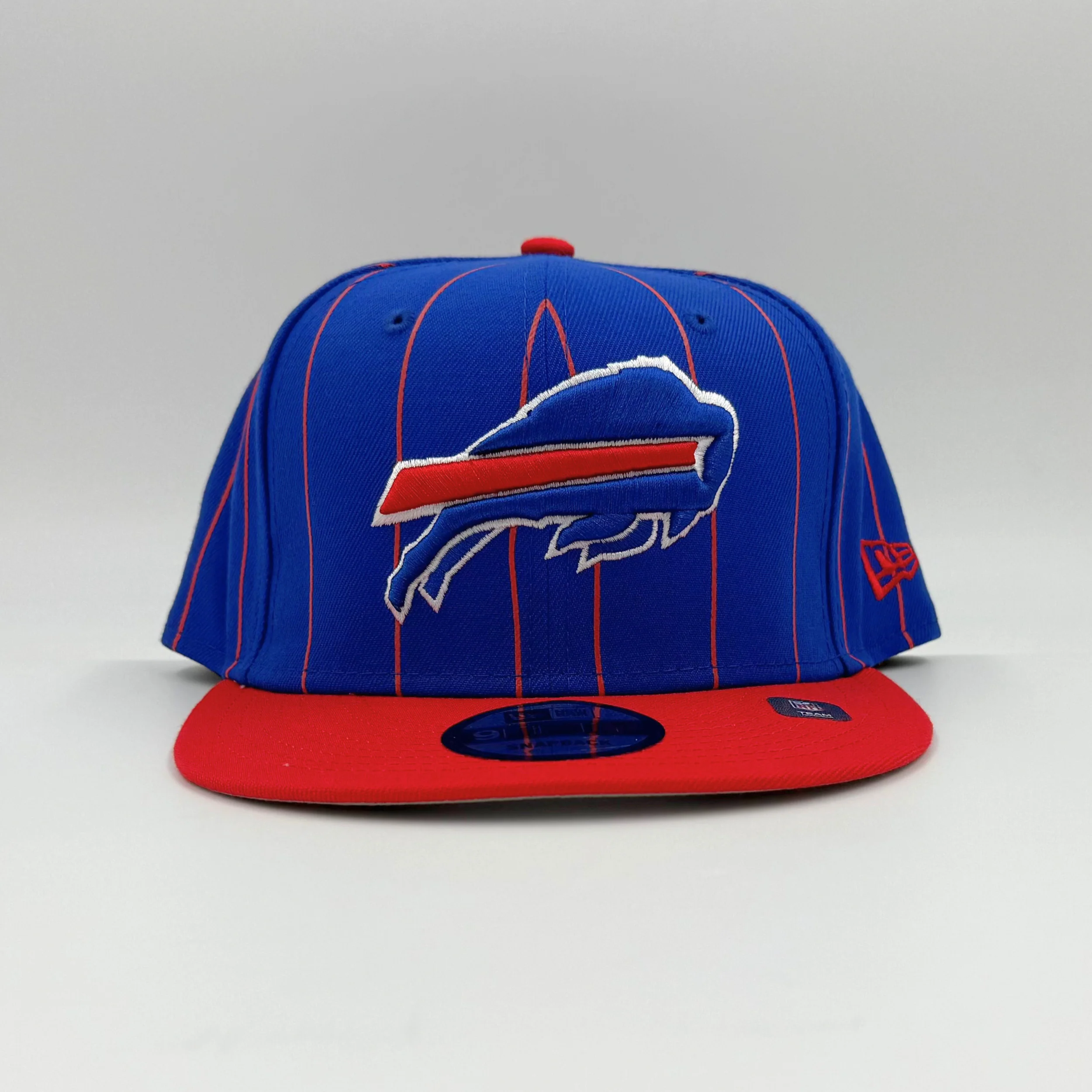 New Era 9FIFTY Buffalo Bills Pinstripe Vintage Style Snapback - Image 3