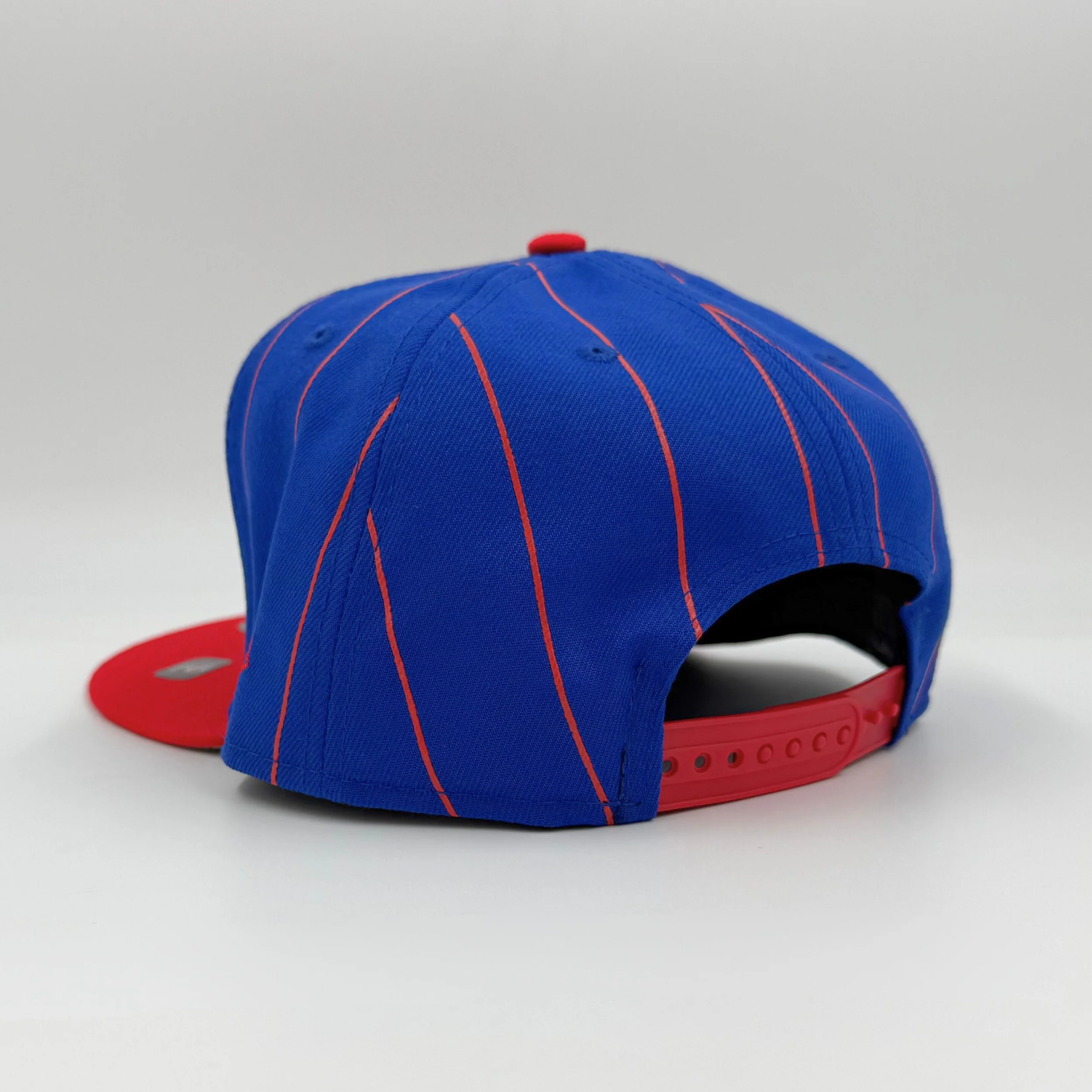 New Era 9FIFTY Buffalo Bills Pinstripe Vintage Style Snapback - Image 4