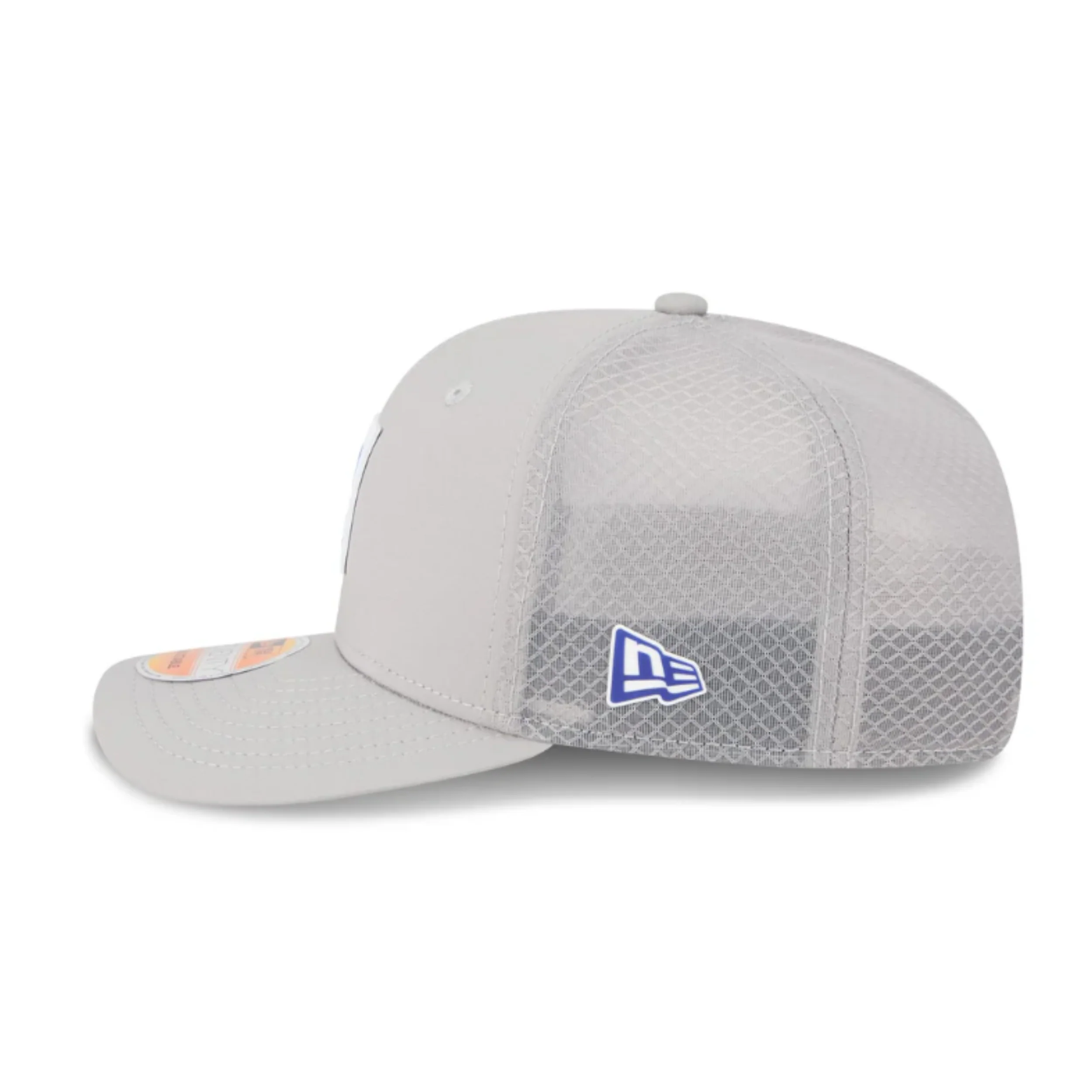 New Era 9SEVENTY Buffalo Bills 2025 Sideline Hot Weather Gray Adjustable Cap - Image 10