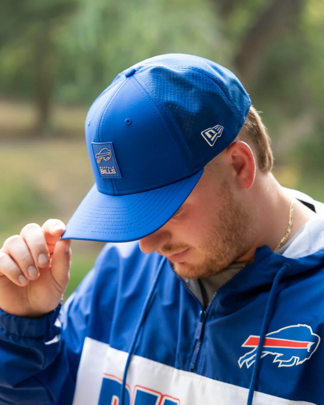 New Era 9SEVENTY Buffalo Bills 2025 Sideline Hot Weather Royal Adjustable Cap - Image 2