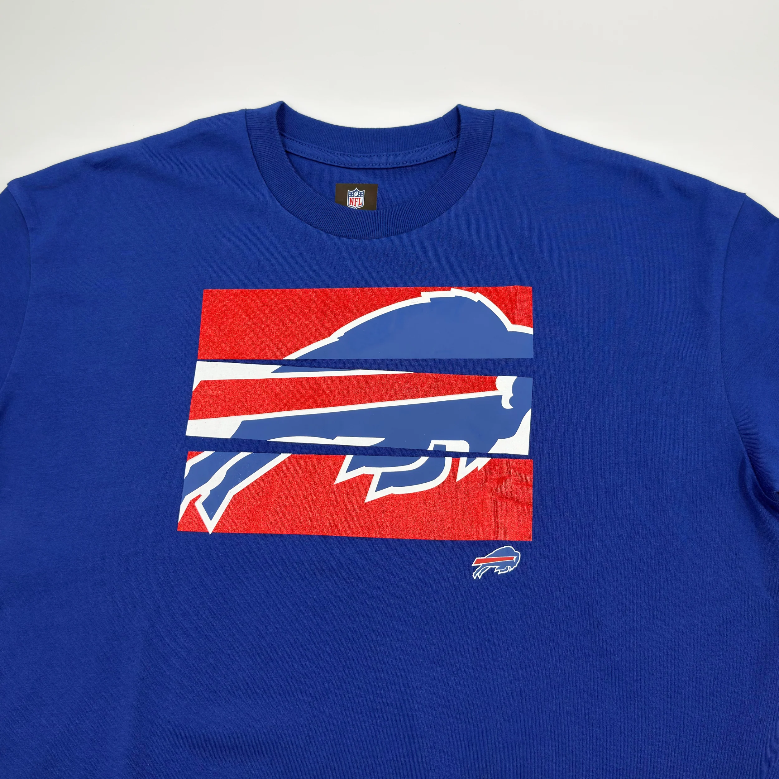 Women's New Era Bills Royal Boxy Cropped Shirt - Image 4