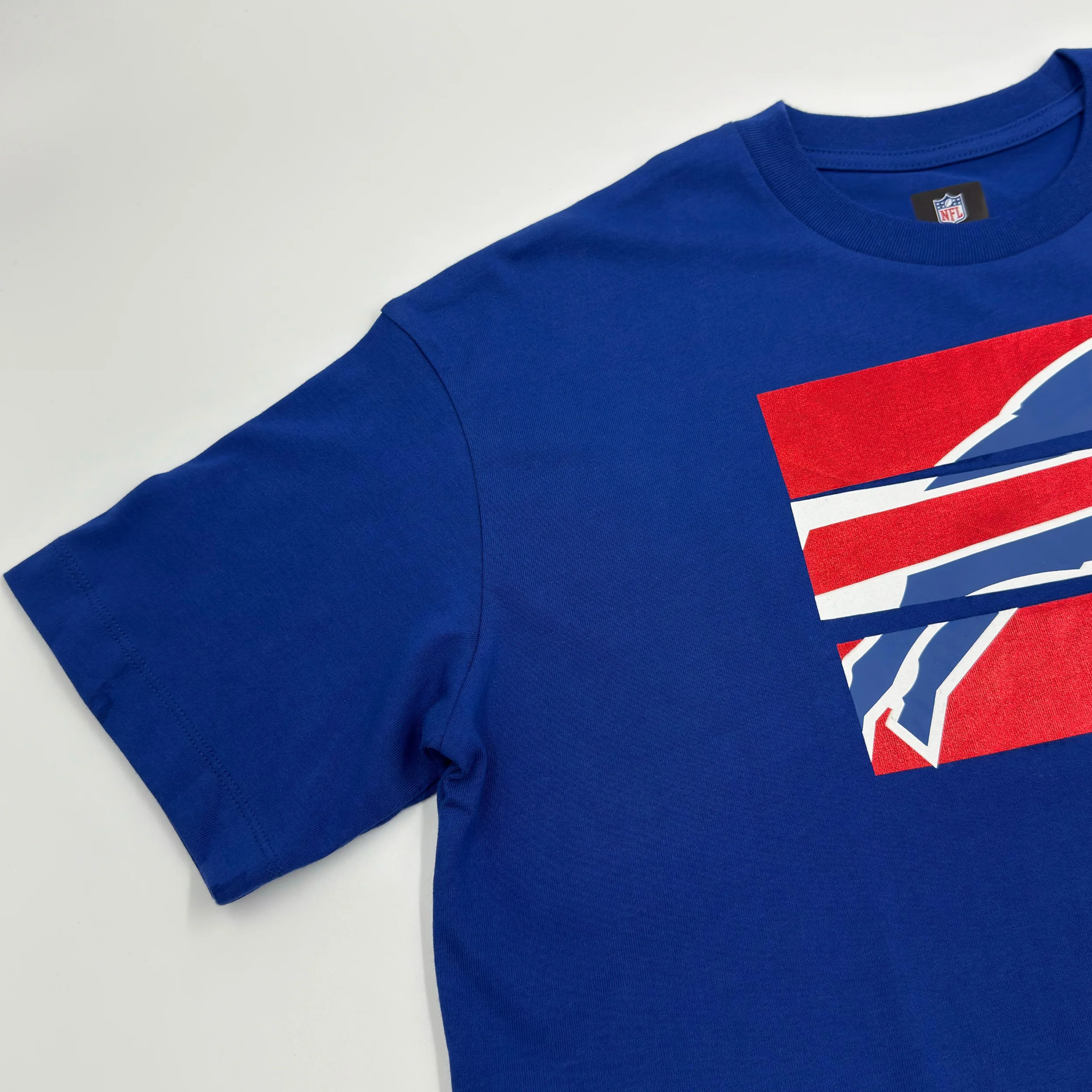Women's New Era Bills Royal Boxy Cropped Shirt - Image 5